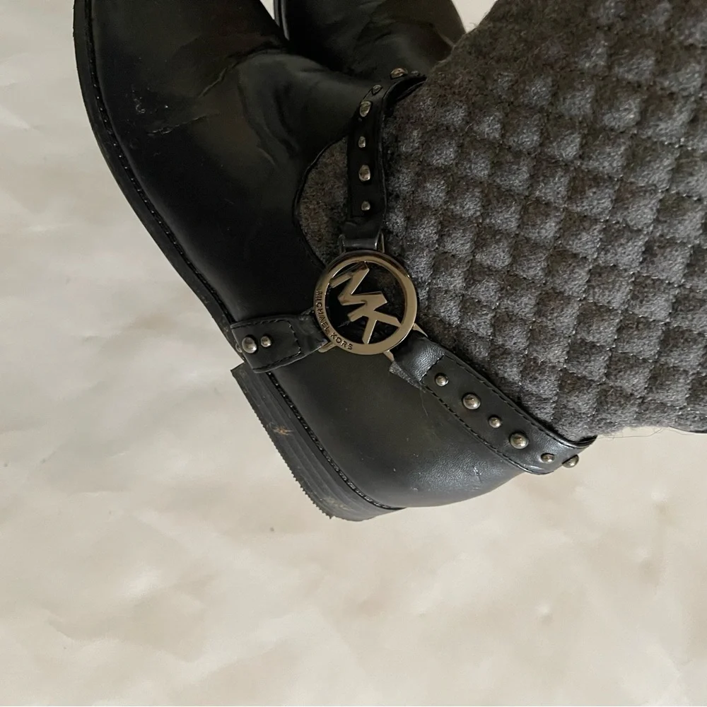 Michael Kors knee pre michael